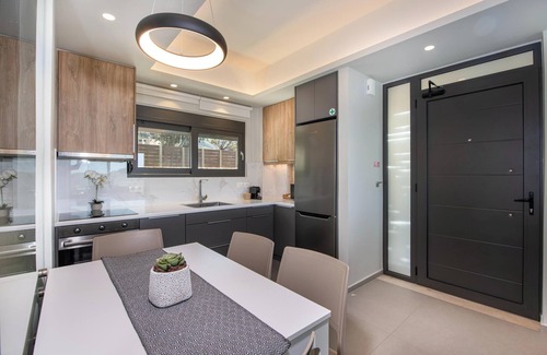 Agios Vasileios Villa | Porti Iraklis 2 - A Stylish Eco Villa near beaches