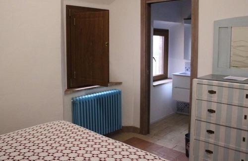 Radicondoli Bed & Breakfast | PORTION OF MEDIEVAL HOUSE