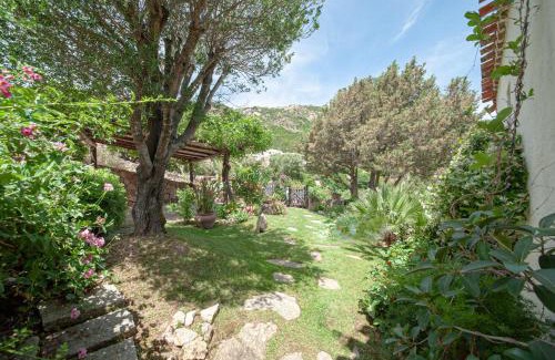 Porto Cervo House | [PORTO CERVO- PANTOGIA, INCANTEVOLE VISTA SUL MARE]