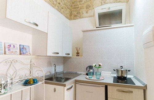Molfetta Apartment | Porto di Mare Apt 200m from Cala Sant'Andrea