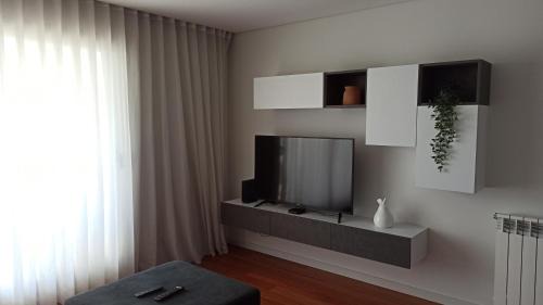 Oliveira do Douro Apartment | Porto & Douro Vista Apartments by Inviting