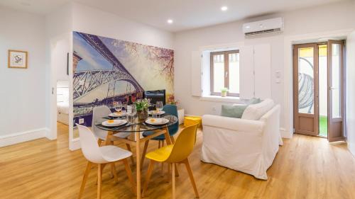 Lordelo do Ouro e Massarelos Apartment | Porto River Flat w/Patio by LovelyStay