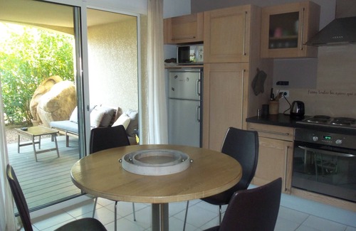Lecci Apartment | PORTO VECCHIO CALA ROSSA - BEAUTIFUL AIR-CONDITIONED APARTMENT 800M FROM THE BEACH