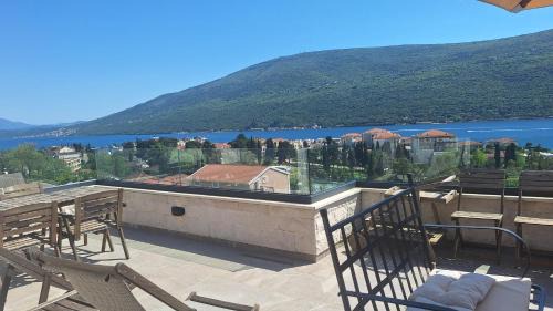 Kumbor Apartment | Porto Vista Penthouse Kumbor