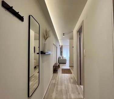 Ladadika Apartment | Portrait - Deluxe Living