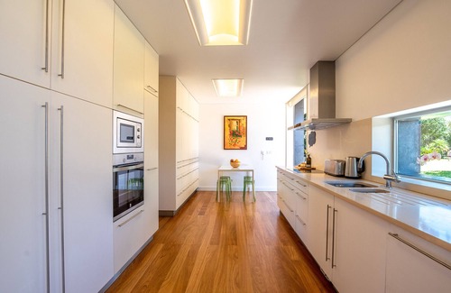 Viana do Castelo Villa | PortugalActive Connected Lodge COWORK & BEACH