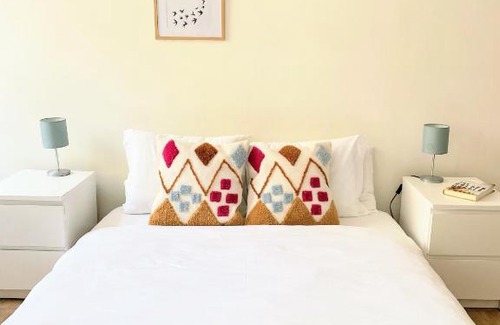 Sao Bento Apartment | Portuguese apartment in the heart of Lisbon
