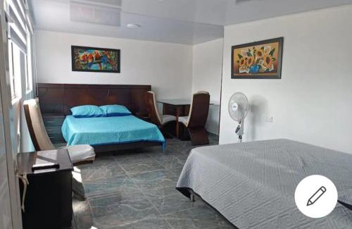 Montenegro House | Posada el aventurero