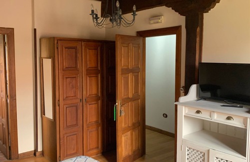 San Roman de la Llanilla House | Posada El Jardin de Angela