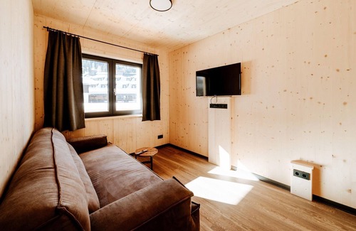 Sonnleitn House | Posh Holiday Home in Sonnleitn with Sauna, Panoramic Terrace