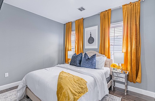 South Plainfield House | Posh Living Estate