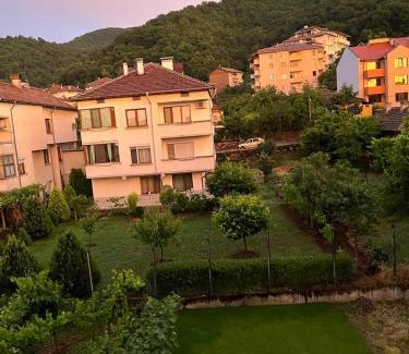 Petrich Apartment | Positive Apartment