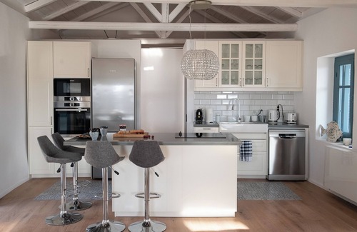 Kalamata Villa | PositiveSpace Kalamata Heights - luxury and history with a view