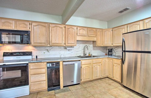 Graford House | Possum Kingdom Lakefront Home w/Patio & Dock!