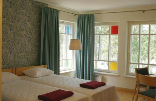 Haljala Parish Hotel | Posti Villa