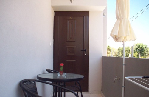 Daratsos Apartment | Posto Studio 5 Chania Crete 100 m from the beach