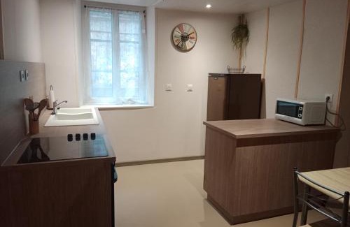 Luxeuil-les-Bains Apartment | Pounette, appartement sauna T3, Thermes/Centre