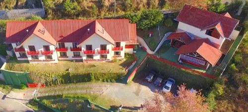 Alto da Boa Vista Hotel | Pousada AlpenRose