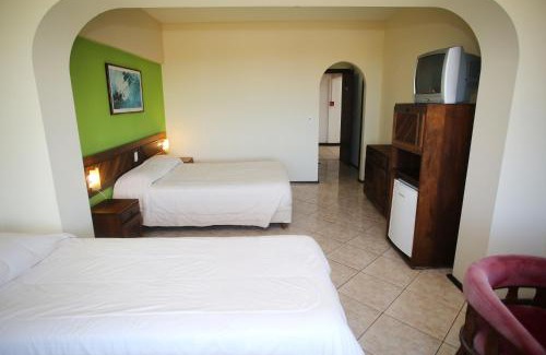 Florianopolis Hotel | Pousada Cabanas da Praia Mole
