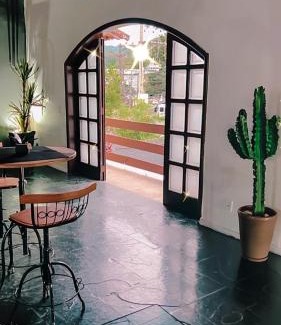 Quitandinha Hotel | Pousada Casa Recanto da Serra
