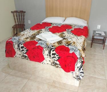 Saquarema House | Pousada Pimenta Rosa