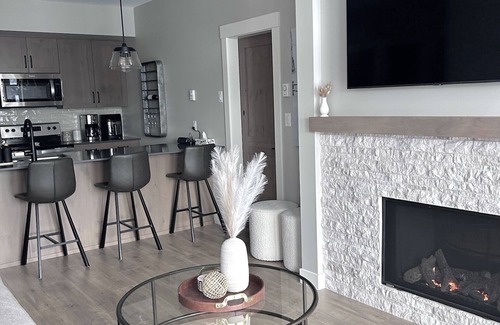 Sun Peaks House | Powder Heights Unit 17