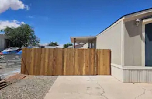 Page House | Powell Paradise Antelope canyon/Lake Powell Dog Friendly, Gated, Boat/RV parking