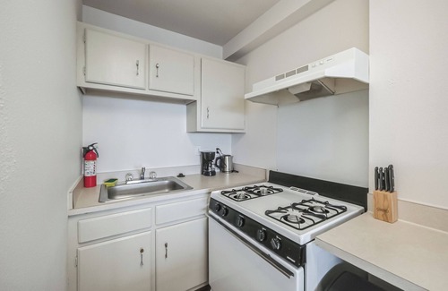 Downtown Harrisburg Apartment | PP 2107 Beautiful 1Br Apartment I Free Parking