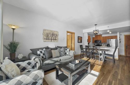 Copper Mountain Village Apartment | PP416 Passage Point condo