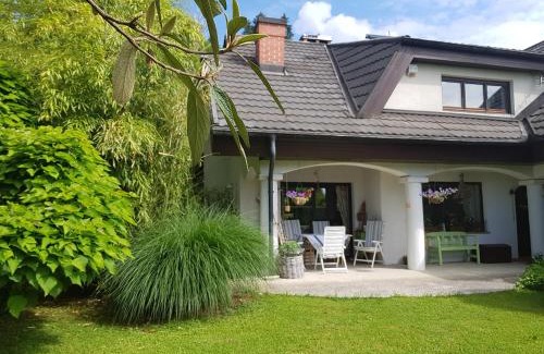 Kranj Bed & Breakfast | Pr'Simi
