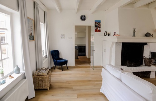 Hansweert House | ‘Prachtig gelegen vrijstaand landhuis met grote zonnige tuin’