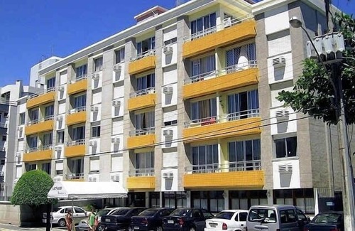 Canasvieiras Apartment | Practical 1-bedroom apartment on the edge of Canasvieiras Beach - Florianópolis