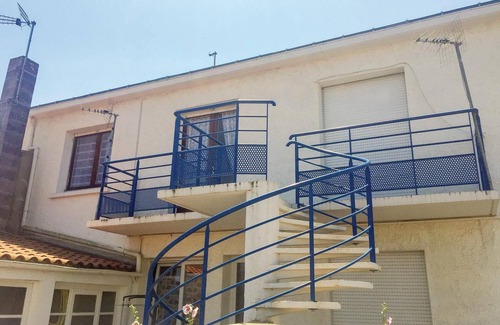 LʼAiguillon-sur-Mer Apartment | Practical apartment in charming environment.