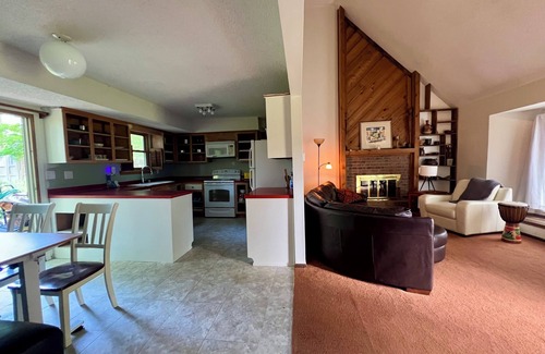 Lawrence House | Practical Zen II: 4-bdrm 2-bth 5-bed house in welcoming neighborhood.