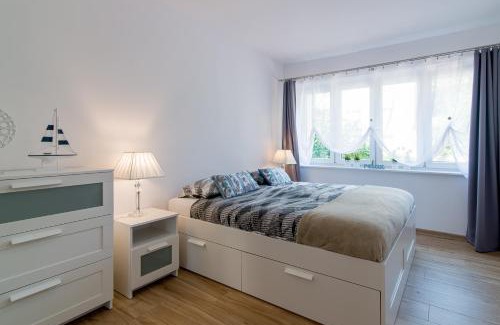Orlowo Apartment | Praia Apartments - 200m do Plaży Orłowo - Parking - Apartament Laguna