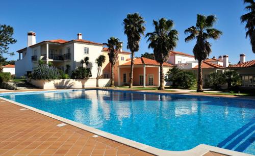 Praia del Rei House | Praia Del Rey ByThe Pools