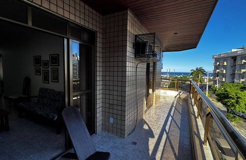 Vila Nova Apartment | Praia do Forte Excellent 3 bedroom apartment