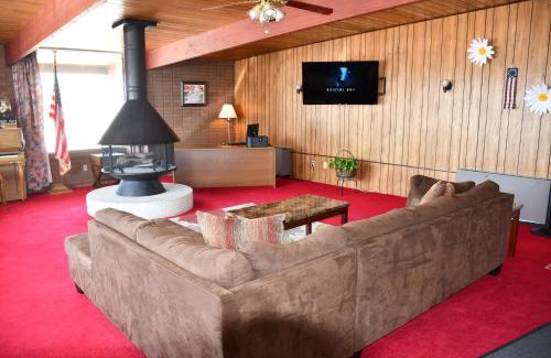 Evanston Hotel | Prairie Inn