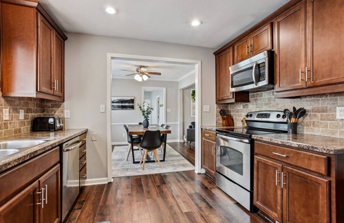 Prairie Village House | Prairie Village Gem!