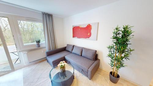 Markersdorf Apartment | Praktisch eingerichtete Ferienwohnung, nur 5 Minuten bis zur Haltestelle Linie 5, WLAN