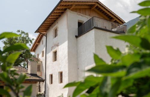 Cermes Apartment | Pramian1394