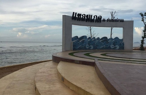 Pak Nam Pran House | Pranburi beach house at 25 pound/room. Short or Long stay welcome