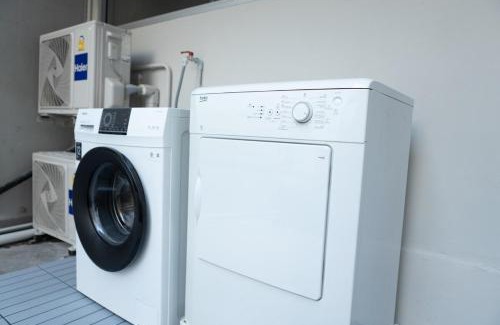 Ploenchit Apartment | prani A Ploenchit 4BR Penthouse 1MIN to BTS