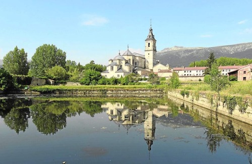 Rascafria Ski Chalet | Preciosa Casa de Campo Para Disfrutar del Valle del Lozoya con un Inmenso Jardín