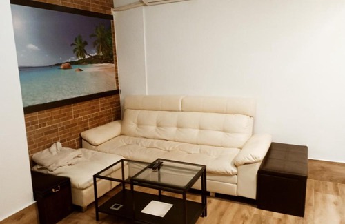 Camas Apartment | Precioso apartamento 3 habitaciones. Con patio.