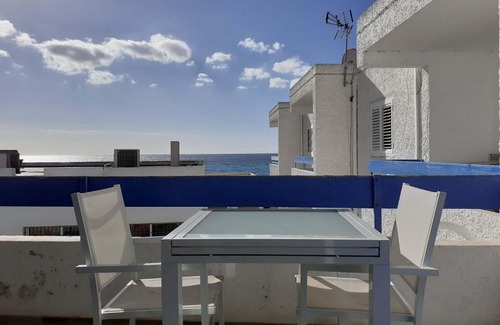 Agua Amarga Apartment | Precioso Apartamento a 20 metros del mar