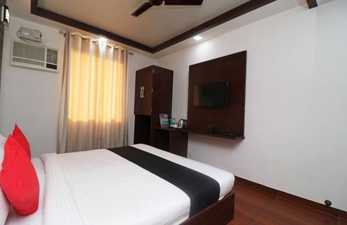 Taj Ganj House | Precious Bedroom with Private Entrance