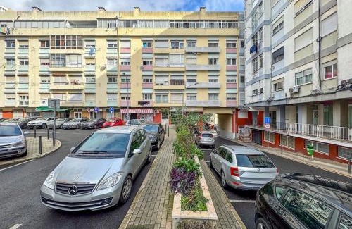 Reboleira Apartment | Precious Studio