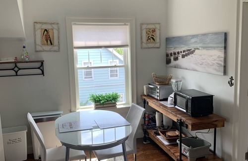 Milford House | PREMIER BEACH HOUSE ~ Steps From The Beach And Restaurants