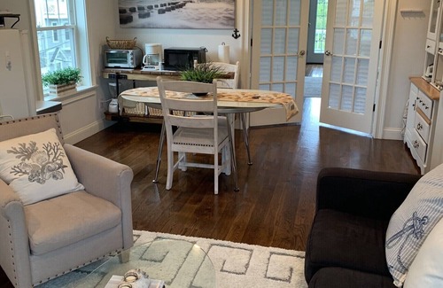 Milford House | PREMIER BEACH HOUSE ~ Steps From The Beach And Restaurants